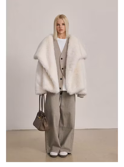 Jaqueta bomber de couro sintético cortada com pele real, casacos de lã de cordeiro com gola virada para baixo para mulheres na moda